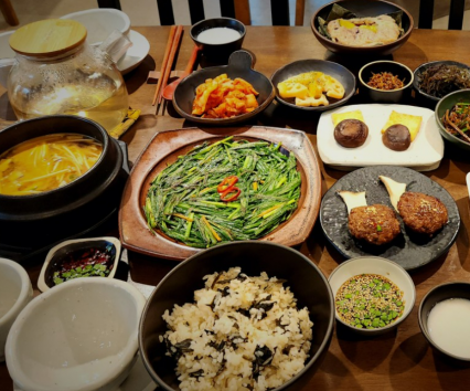 [신촌역] 이로운 밥상