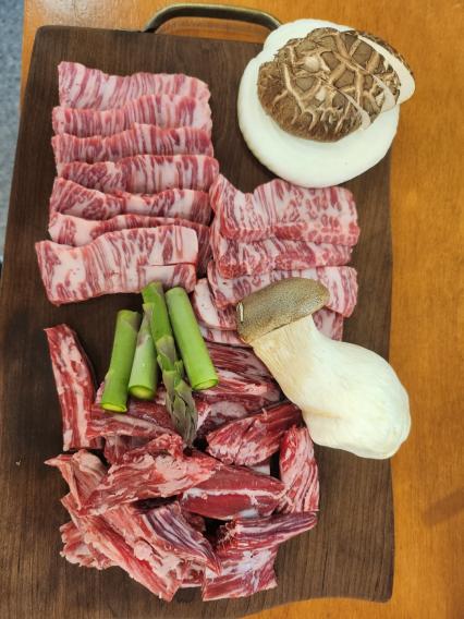 [교대역] 투뿔나인