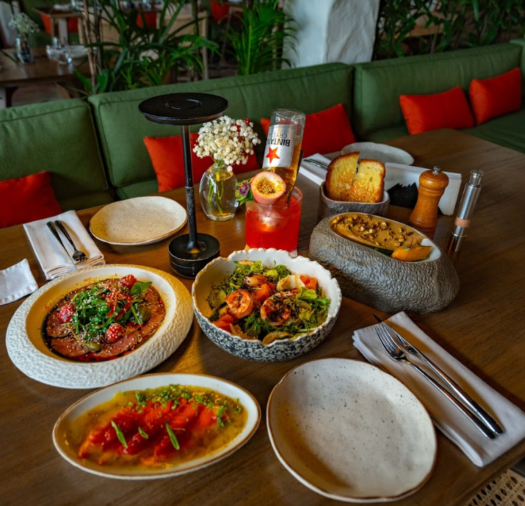 [발리 사누르] Lava Gastrobar & Grill