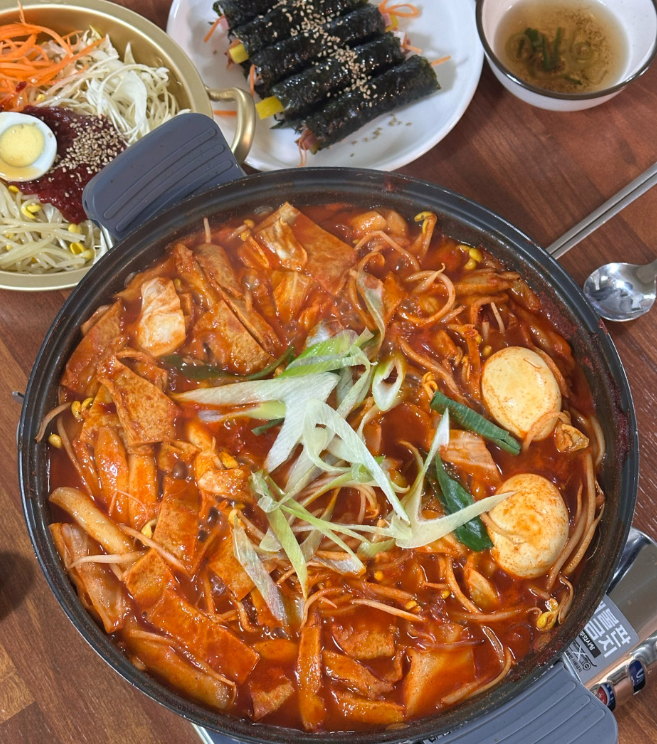 봉방쫄면